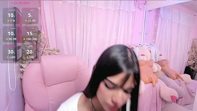 Snapshot of ShanelleDupont_ chatting on July 22, 2026, 7:49 pm ShanelleDupont online show from July 22, 2026, 7:49 pm