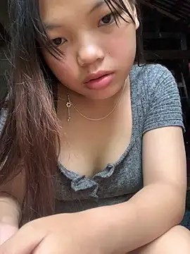Snapshot of Cham-py chatting on July 8, 2026, 1:41 am Cham-py online show from July 8, 2026, 1:41 am
