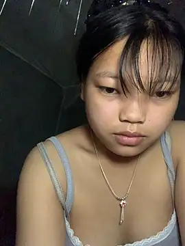 Snapshot of Cham-py chatting on May 14, 2026, 12:07 am Cham-py online show from May 14, 2026, 12:07 am