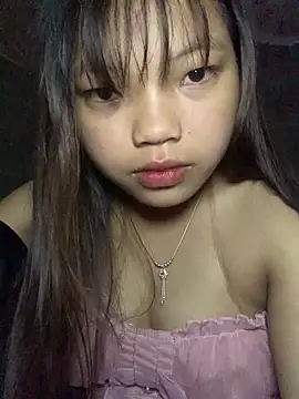 Snapshot of Cham-py chatting on May 11, 2026, 1:51 am Cham-py online show from May 11, 2026, 1:51 am