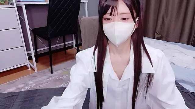 Snapshot of hina_mochi chatting on July 16, 2026, 1:19 pm hina mochi online show from July 16, 2026, 1:19 pm