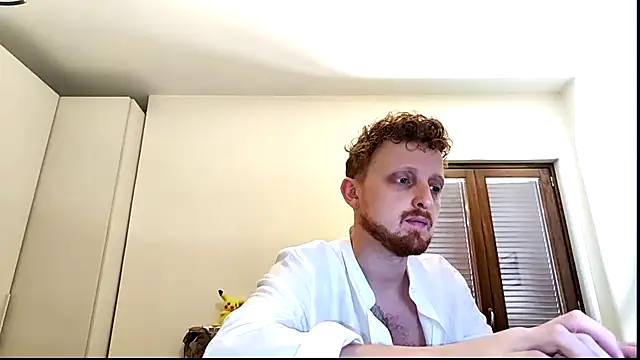 Red dragon94 online show from May 12, 2026, 10:43 am