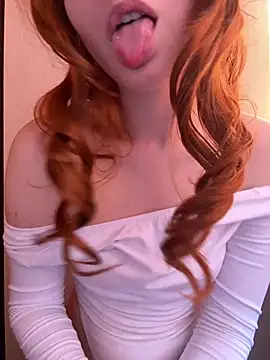 Snapshot of Anna_Steisha chatting on July 6, 2026, 7:48 am Anna Steisha online show from July 6, 2026, 7:48 am