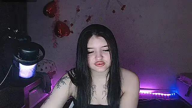Blackangels online show from May 28, 2026, 8:04 pm