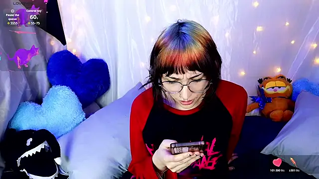 Snapshot of _HoshiMiuu_ chatting on May 20, 2026, 9:56 pm HoshiMiuu online show from May 20, 2026, 9:56 pm