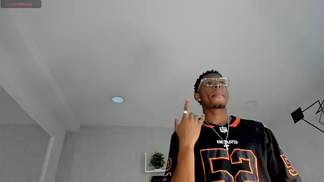 timosX  online show from May 12, 2026, 1:28 pm