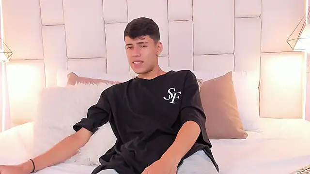 JacobFerrer online show from May 21, 2026, 5:43 pm