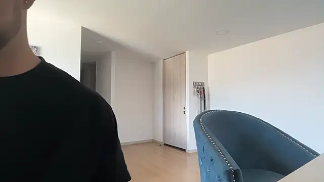 exclusivecouple69 online show from July 14, 2026, 4:02 pm