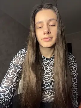 Snapshot of Selena_Mur_ chatting on May 20, 2026, 2:25 pm Selena Mur online show from May 20, 2026, 2:25 pm