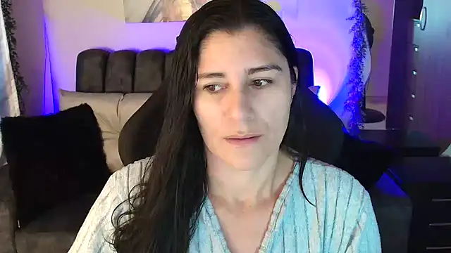 LUCYMILF SEXY online show from May 26, 2026, 7:34 pm