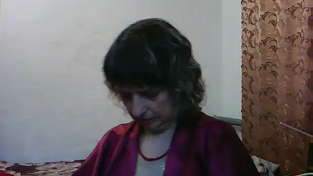 ElizabethGorden online show from May 7, 2026, 3:00 am