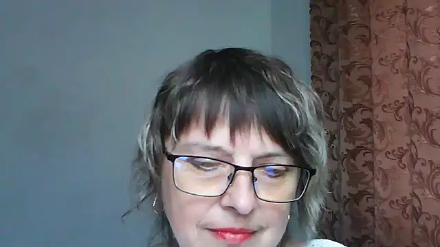 ElizabethGorden online show from May 20, 2026, 12:13 pm