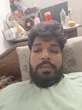 smallIdick 69 online show from May 10, 2026, 12:20 pm
