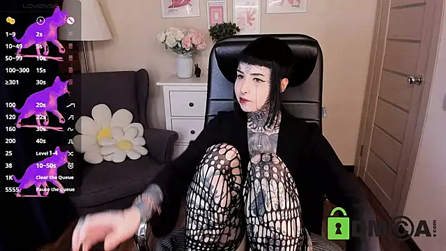Bloood  Mary online show from May 28, 2026, 11:27 am