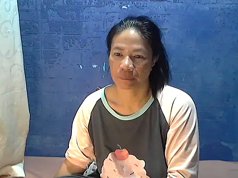 Snapshot of hotchilimom chatting on November 24, 2025, 11:49 pm hotchilimom online show from November 24, 2025, 11:49 pm