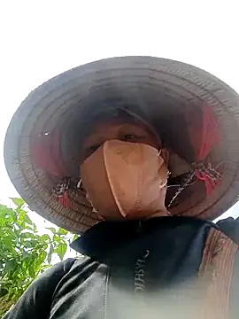 YeuAnhbigcock online show from June 28, 2026, 1:45 am