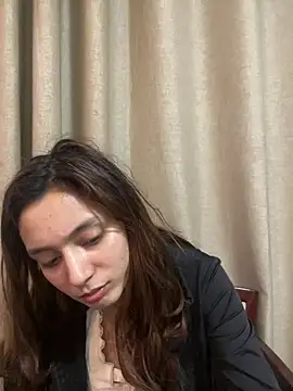 Lilywant online show from June 25, 2026, 5:51 pm