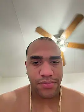 Snapshot of Carr97 chatting on July 20, 2026, 1:02 am Carr97 online show from July 20, 2026, 1:02 am