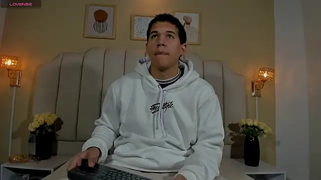 Snapshot of jacob_schneider chatting on June 18, 2026, 11:48 am jacob schneider online show from June 18, 2026, 11:48 am