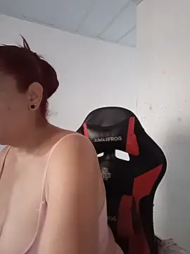 Snapshot of Tumilf chatting on June 16, 2026, 4:40 pm Tumilf online show from June 16, 2026, 4:40 pm