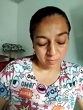 Snapshot of Tumilf chatting on May 25, 2026, 7:45 pm Tumilf online show from May 25, 2026, 7:45 pm