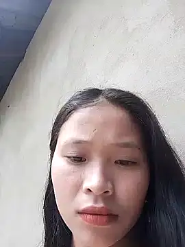 Lucky-lux online show from May 6, 2026, 3:54 am