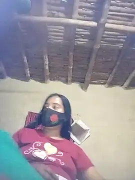 Snapshot of EdenJuniper chatting on June 3, 2026, 3:29 am EdenJuniper online show from June 3, 2026, 3:29 am