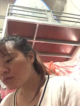 Snapshot of YuZi_Vietgirl chatting on May 20, 2026, 6:54 am YuZi Vietgirl online show from May 20, 2026, 6:54 am