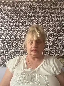 Snapshot of AnastasiaGrey777 chatting on June 27, 2026, 2:01 pm AnastasiaGrey777 online show from June 27, 2026, 2:01 pm