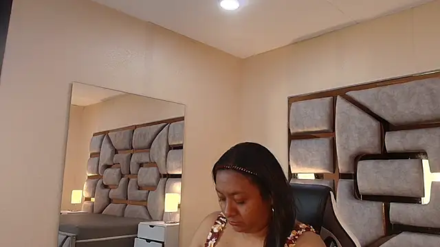 Snapshot of Rachell_Carter chatting on May 20, 2026, 4:31 am Rachell Carter online show from May 20, 2026, 4:31 am