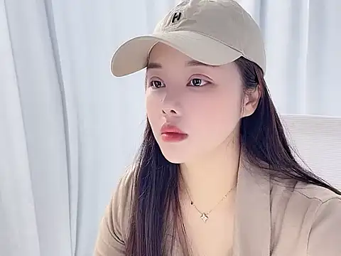 Snapshot of Qingqing19 chatting on May 16, 2026, 1:37 am Qingqing19 online show from May 16, 2026, 1:37 am