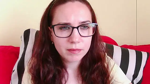 EmilyHotAngel online show from July 14, 2026, 1:17 pm