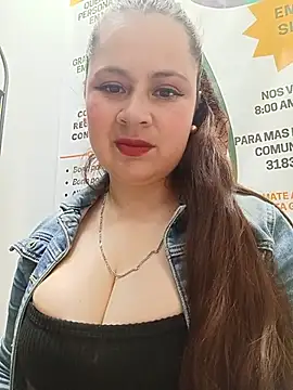 Snapshot of VANESSA__28 chatting on May 30, 2026, 1:39 pm VANESSA 28 online show from May 30, 2026, 1:39 pm