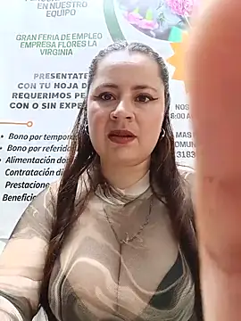 Snapshot of VANESSA__28 chatting on June 5, 2026, 4:24 pm VANESSA 28 online show from June 5, 2026, 4:24 pm