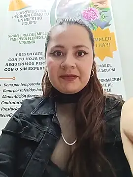 Snapshot of VANESSA__28 chatting on June 17, 2026, 4:39 pm VANESSA 28 online show from June 17, 2026, 4:39 pm