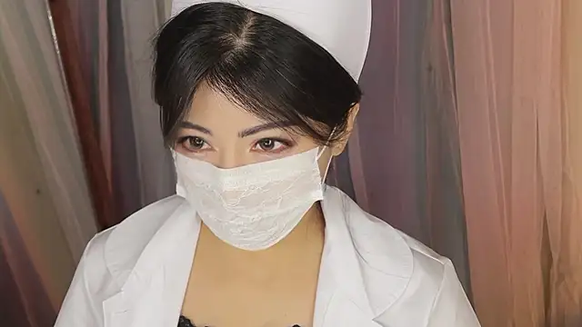 honeypeach666 online show from May 20, 2026, 12:46 pm