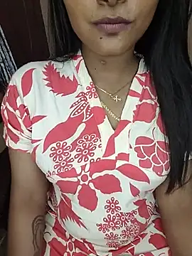 Tamil  Thara003 online show from August 8, 2026, 1:51 pm