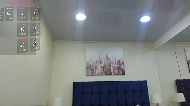 ValerieLyon  online show from May 14, 2026, 9:01 pm