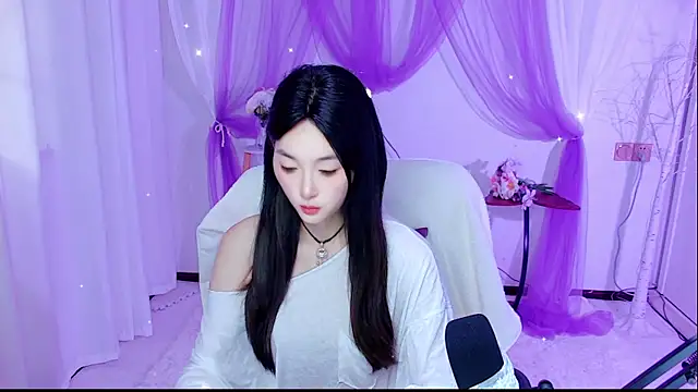 Snapshot of Tili_Lucky chatting on July 18, 2026, 1:14 am Tili Lucky online show from July 18, 2026, 1:14 am