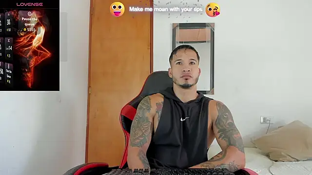Snapshot of marcuus_rey chatting on May 31, 2026, 2:56 pm marcuus rey online show from May 31, 2026, 2:56 pm