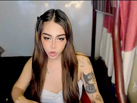 ArianaLore online show from June 12, 2026, 4:16 pm