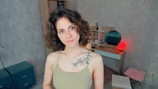 Kimasichka online show from May 20, 2026, 6:10 am