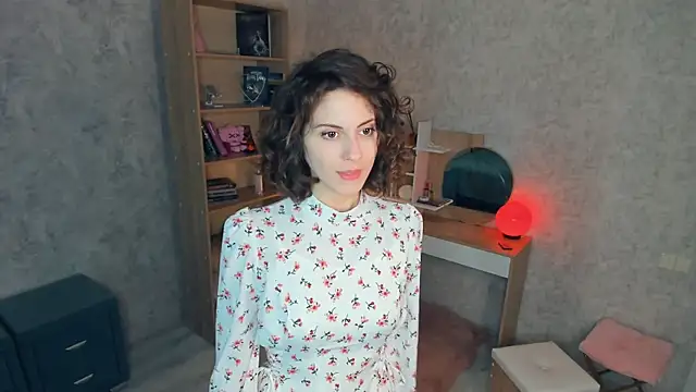 Kimasichka online show from May 18, 2026, 7:35 am