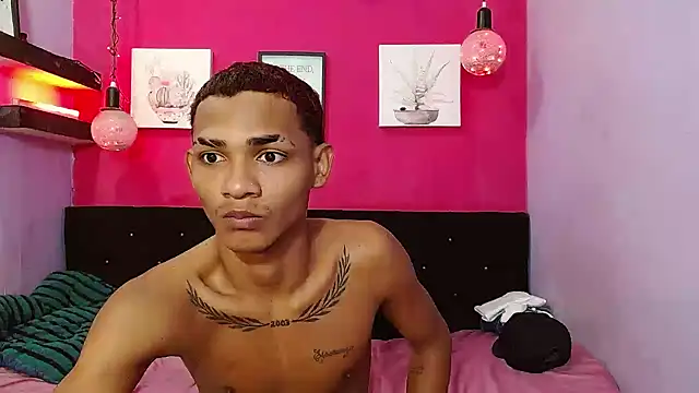 Snapshot of black_twinks chatting on August 7, 2026, 6:58 pm black twinks online show from August 7, 2026, 6:58 pm
