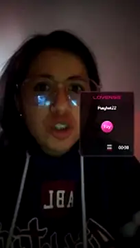 Snapshot of Annie_loveer chatting on July 7, 2026, 5:32 am Annie loveer online show from July 7, 2026, 5:32 am