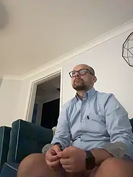 NakedAndrewHot online show from July 4, 2026, 8:46 pm