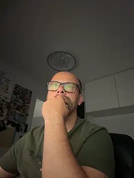 NakedAndrewHot online show from June 28, 2026, 10:27 pm