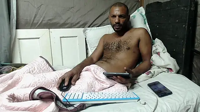 Camodick online show from May 9, 2026, 12:03 am