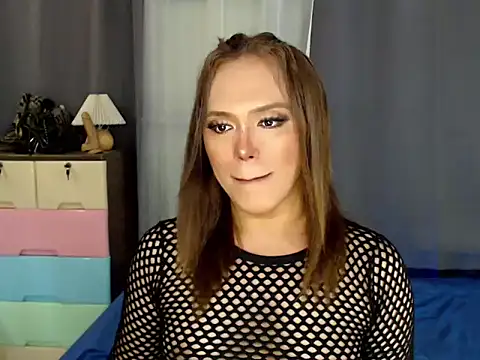 Snapshot of samfoxycummer69 chatting on June 30, 2026, 6:13 am samfoxycummer69 online show from June 30, 2026, 6:13 am