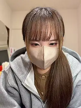 Hinanochan online show from May 14, 2026, 9:39 am